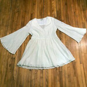 Mlle Resort Travel GOLDIE Cream & Gold Metallic Stripe Bell Sleeve Mini Dress XL